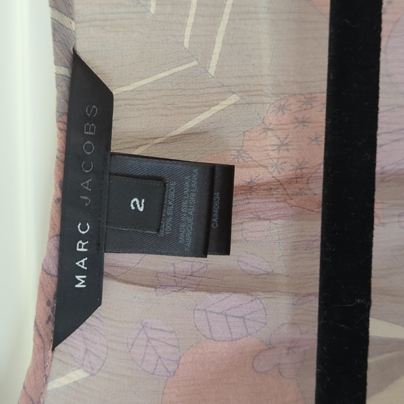 Silk Marc Jacobs top - Picture 2 of 2